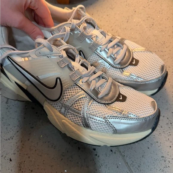 Nike White and Tan Athletic Shoes - Picture 5 of 7